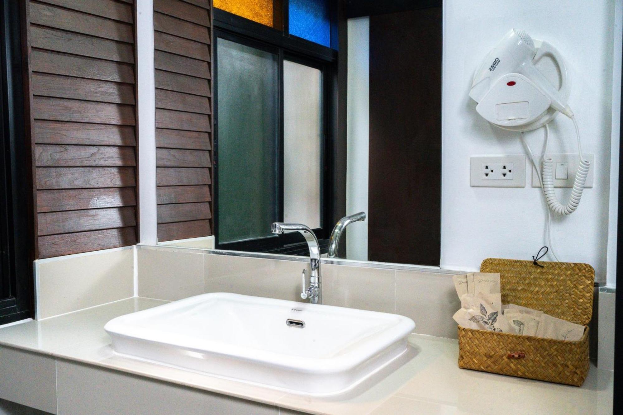 Singharaj Boutique Hotel Chiang Mai Exterior photo